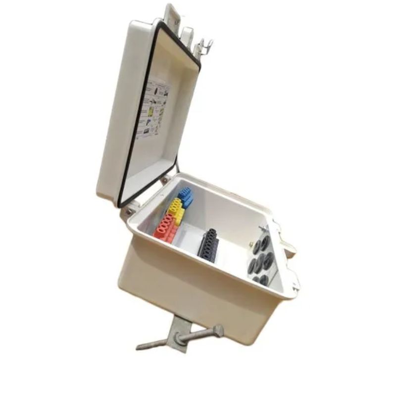 Distribution Boxes with/without Spring Loaded Bushbars